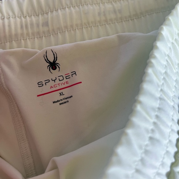 Women’s Spyder laser cut running short, XL, like new - Picture 2 of 5